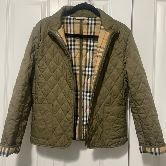 Burberry Classic Quilted Jacket - Picture 4 of 10